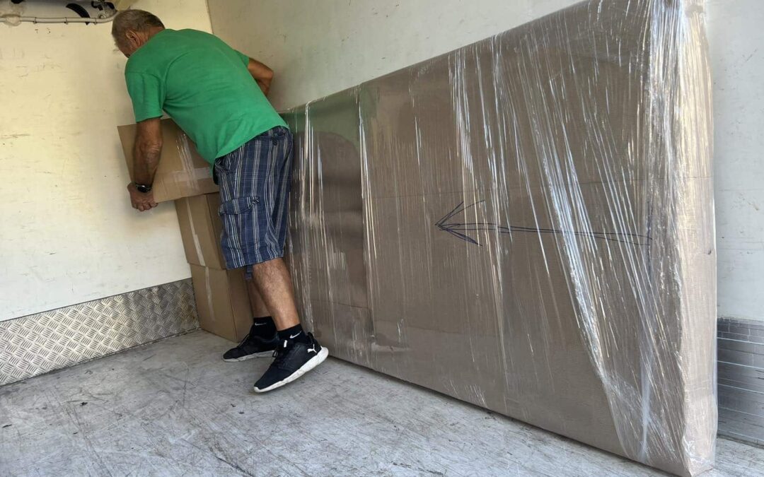 Μεταφορά καναπέ γρήγορα, οικονομικά και σωστά